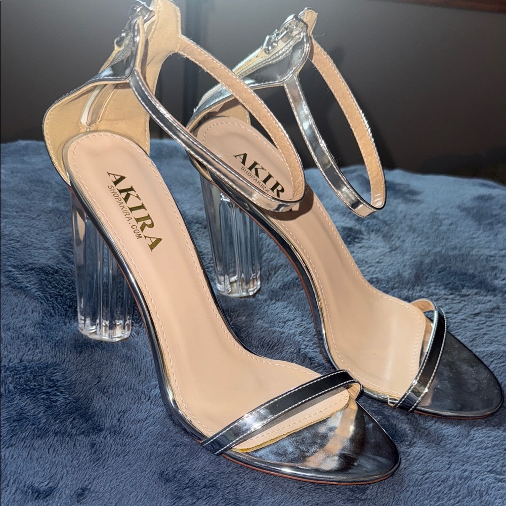 AKIRA Metallic Silver / clear Block Heels Size 9